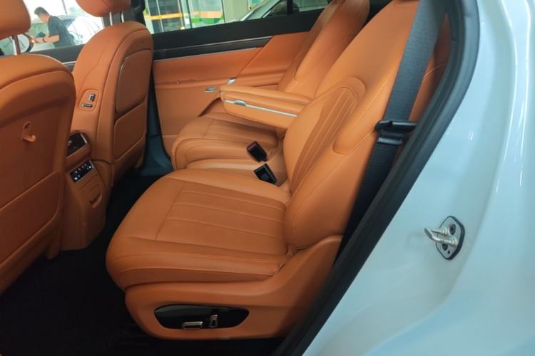 Used Dongfeng eπ eπ008 2025 210 Ultra Smart Drive Version 6 Seats Left Rear Seat