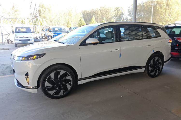 Used Dongfeng eπ eπ008 2025 210Max Range-Extended Version 5 Seats Left Side
