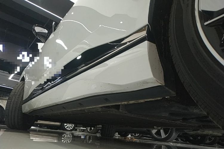 Used Dongfeng eπ eπ008 2025 210 Ultra LikeYi Edition 5-Seater Left Side Sill