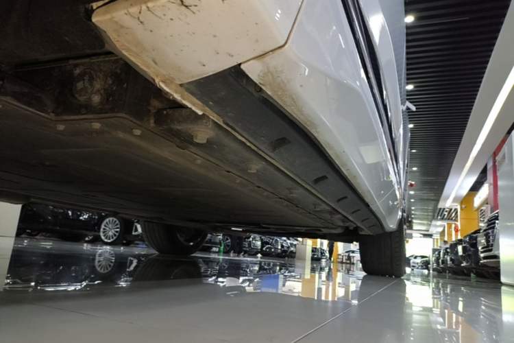 Used Dongfeng eπ eπ008 2025 210Max Rui Edition 6-Seater Left Side Sill