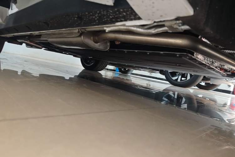 Used Dongfeng eπ eπ008 2025 210 Ultra Smart Drive Version 6 Seats Right Side Sill