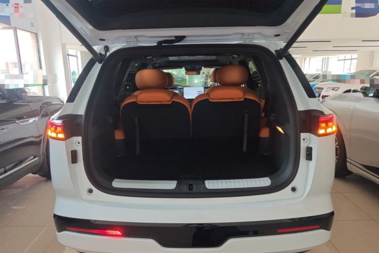 Used Dongfeng eπ eπ008 2025 210 Ultra Smart Drive Version 6 Seats Trunk