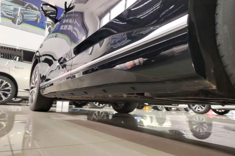 Used Dongfeng eπ eπ008 2026 Model Six-Seat Range-Extended Family Edition Left Side Sill