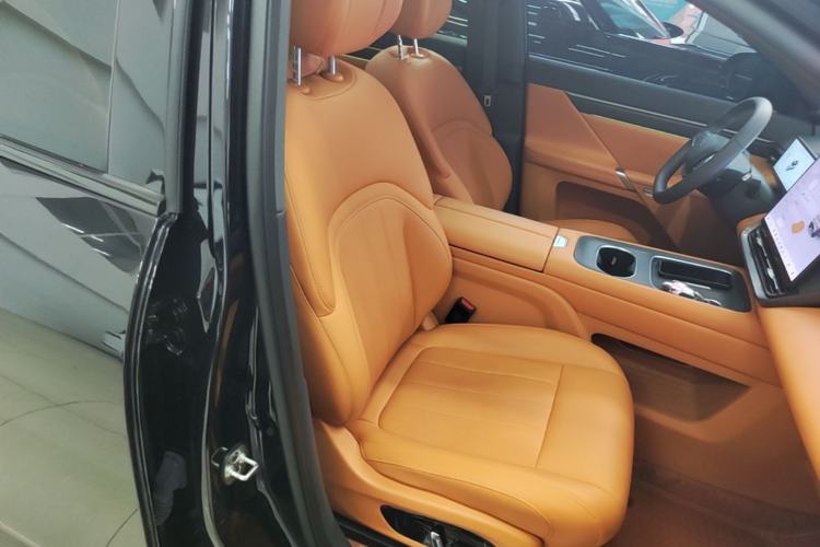 Used Dongfeng eπ eπ008 2026 Model Six-Seat Range-Extended Family Edition Right Front Seat