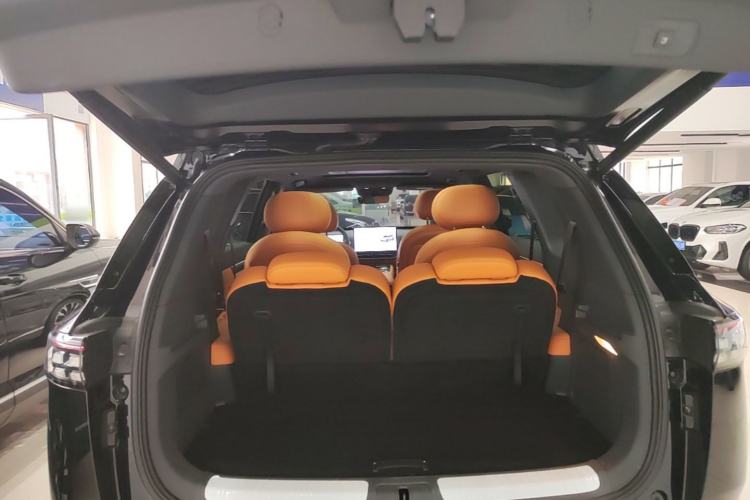 Used Dongfeng eπ eπ008 2026 Model Six-Seat Range-Extended Family Edition Trunk