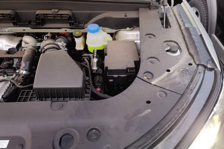 Used Dongfeng eπ eπ008 2026 Model Six-Seat Range-Extended Family Edition Engine Bay Left