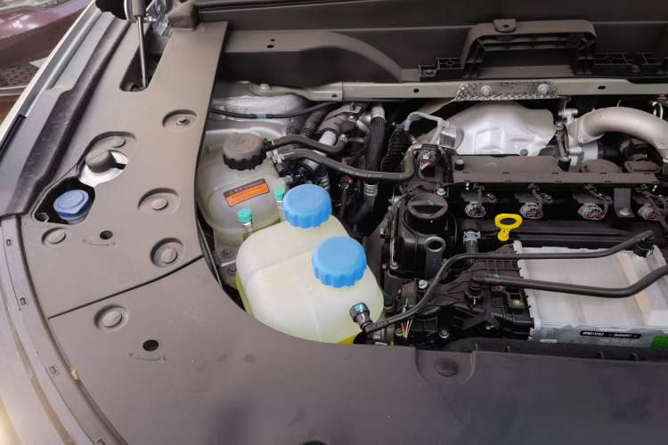 Used Dongfeng eπ eπ008 2026 Model Six-Seat Range-Extended Family Edition Engine Bay Right