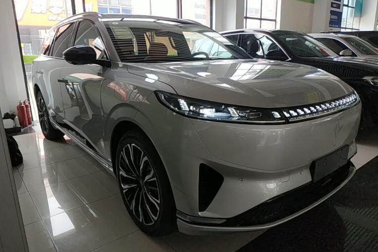 Used Dongfeng eπ eπ008 2026 Model Six-Seat Range-Extended Family Delight Edition Exterior 1
