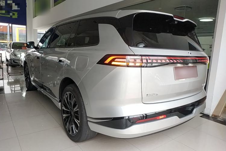 Used Dongfeng eπ eπ008 2026 Model Six-Seat Range-Extended Family Delight Edition Exterior 2