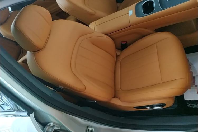Used Dongfeng eπ eπ008 2026 Model Six-Seat Range-Extended Family Delight Edition Right Front Seat