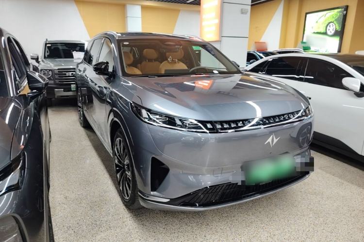 Used Dongfeng eπ eπ008 2026 Model Six-Seat Pure-Electric Family Edition Front Right 45 Deg