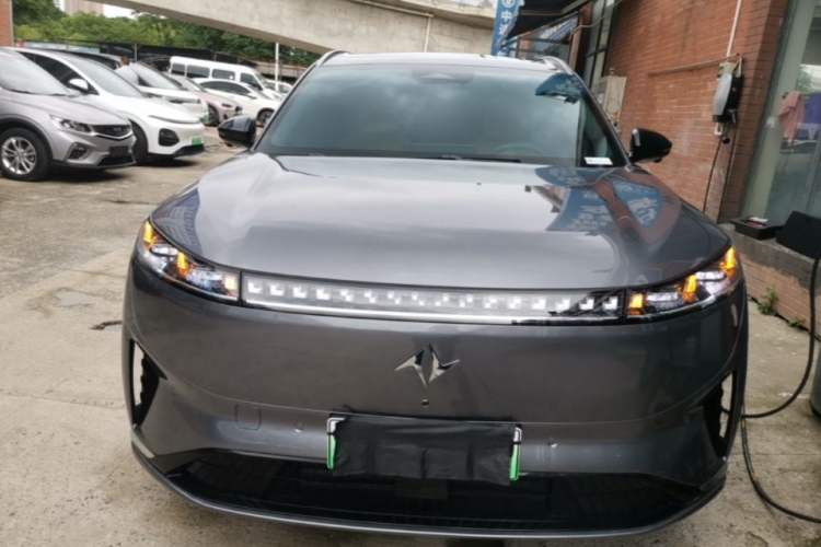 Used Dongfeng eπ eπ008 2026 Model Six-Seat Pure-Electric Family Edition Front