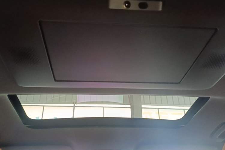 Used Dongfeng eπ eπ008 2026 Model Six-Seat Range-Extended Family Delight Edition Headliner