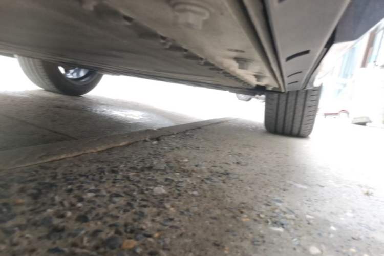 Used Dongfeng eπ eπ008 2026 Model Six-Seat Pure-Electric Family Edition Left Side Sill