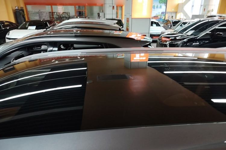 Used Dongfeng eπ eπ008 2026 Model Six-Seat Pure-Electric Family Edition Roof