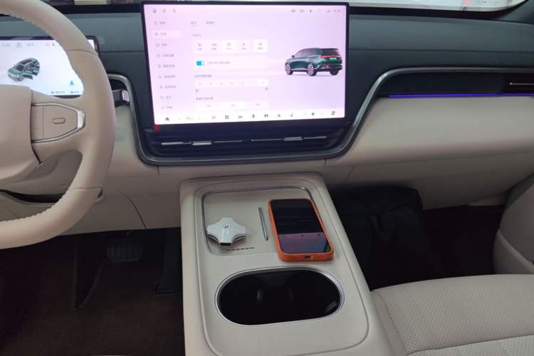 Used Dongfeng eπ eπ008 2026 Model Six-Seat Range-Extended Family Edition Audio And AC Panel