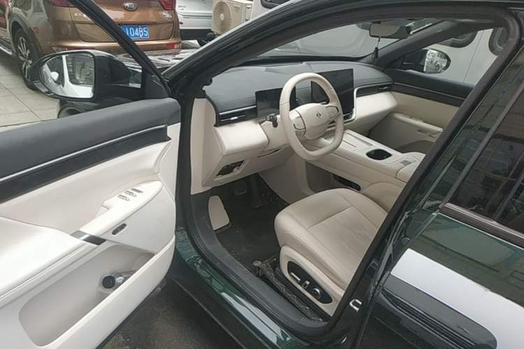 Used Dongfeng eπ eπ008 2026 Model Six-Seat Range-Extended Family Edition Driver Seat