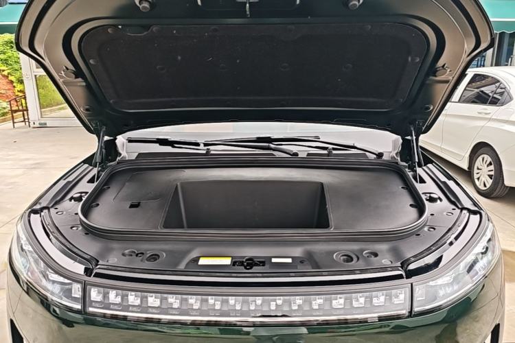 Used Dongfeng eπ eπ008 2026 Model Six-Seat Pure-Electric Family Edition Engine Bay