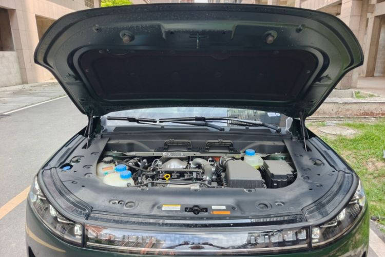 Used Dongfeng eπ eπ008 2026 Model Six-Seat Range-Extended Family Edition Engine Bay