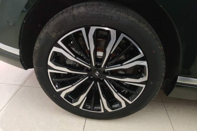 Used Dongfeng eπ eπ008 2026 Model Six-Seat Range-Extended Family Edition Exterior 5