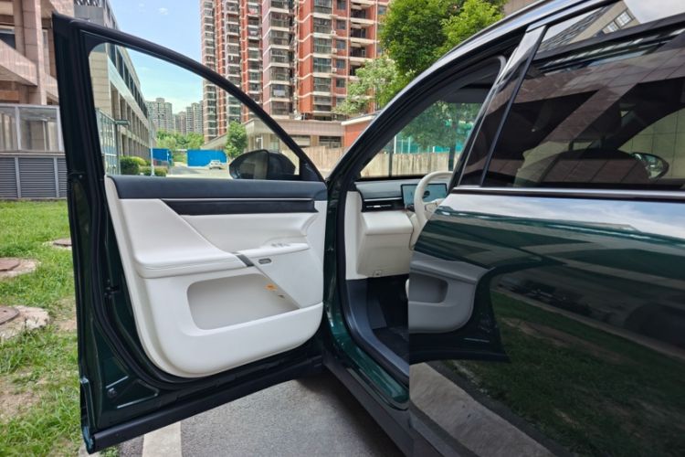 Used Dongfeng eπ eπ008 2026 Model Six-Seat Range-Extended Family Edition Exterior 7