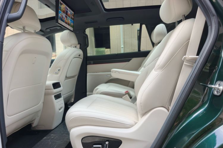 Used Dongfeng eπ eπ008 2026 Model Six-Seat Range-Extended Family Edition Interior 4