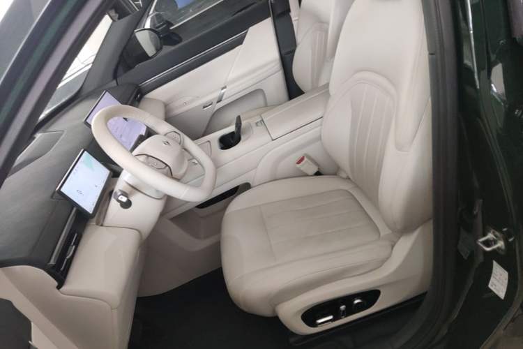 Used Dongfeng eπ eπ008 2026 Model Six-Seat Range-Extended Family Edition Left Front Seat