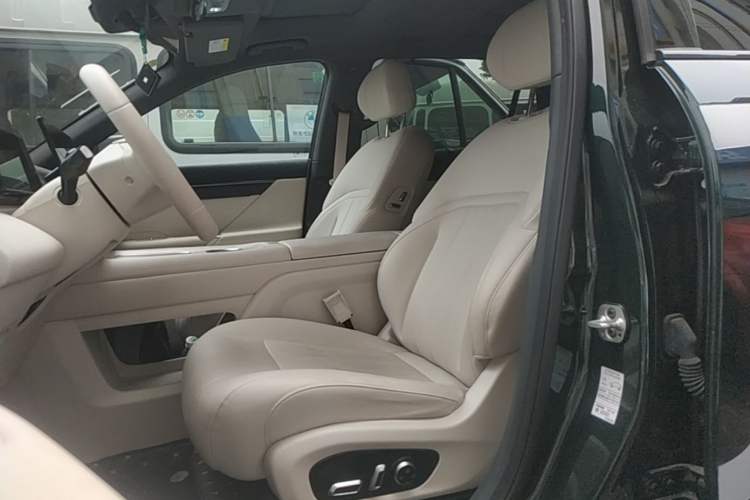 Used Dongfeng eπ eπ008 2026 Model Six-Seat Range-Extended Family Edition Left Front Seat