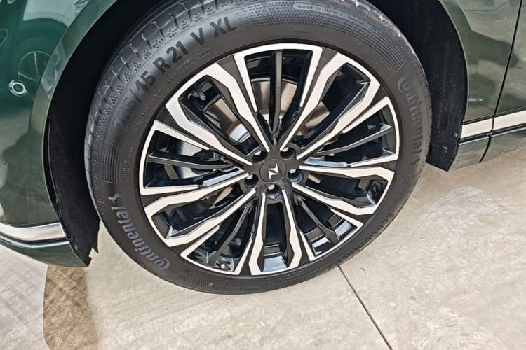 Used Dongfeng eπ eπ008 2026 Model Six-Seat Pure-Electric Family Edition Left Front Wheel Hub