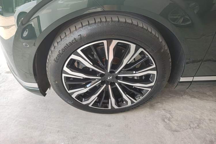 Used Dongfeng eπ eπ008 2026 Model Six-Seat Range-Extended Family Edition Left Front Wheel Hub