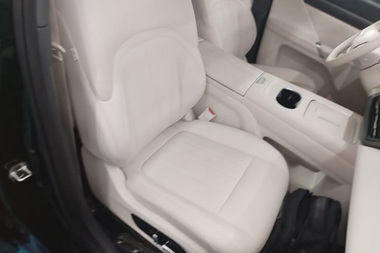 Used Dongfeng eπ eπ008 2026 Model Six-Seat Range-Extended Family Edition Right Front Seat