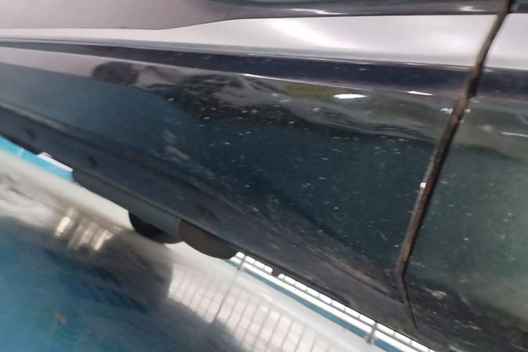 Used Dongfeng eπ eπ008 2026 Model Six-Seat Range-Extended Family Edition Right Side Sill