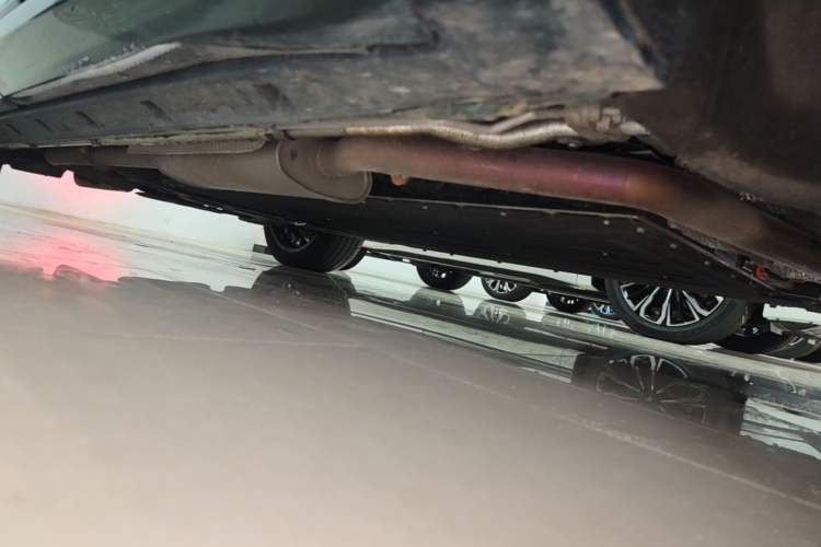 Used Dongfeng eπ eπ008 2026 Model Six-Seat Range-Extended Family Edition Right Side Sill