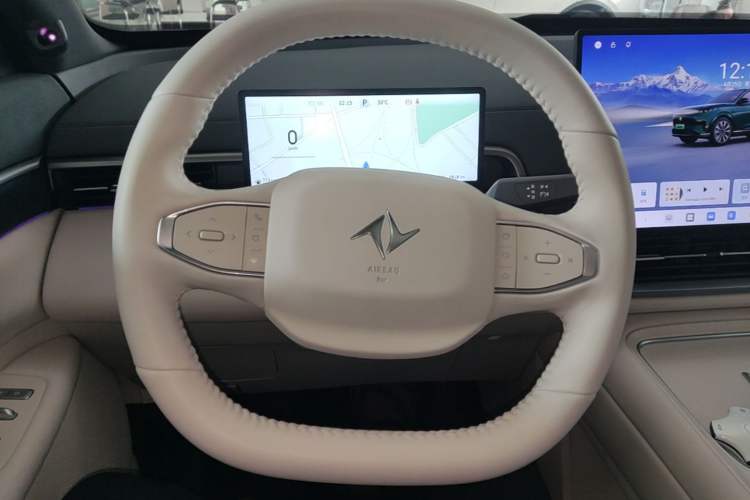 Used Dongfeng eπ eπ008 2026 Model Six-Seat Range-Extended Family Edition Steering Wheel