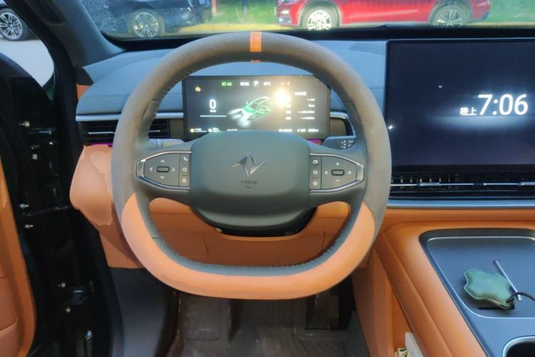 Used Dongfeng eπ eπ008 2026 Model Six-Seat Range-Extended Family Delight Edition Steering Wheel