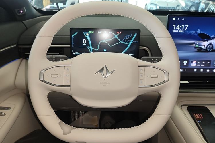 Used Dongfeng eπ eπ008 2026 Model Six-Seat Range-Extended Family Edition Steering Wheel