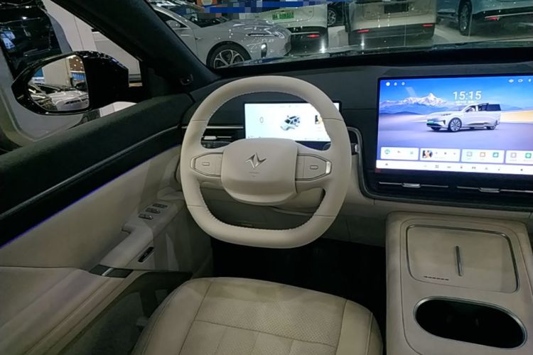 Used Dongfeng eπ eπ008 2026 Model Six-Seat Range-Extended Family Edition Steering Wheel