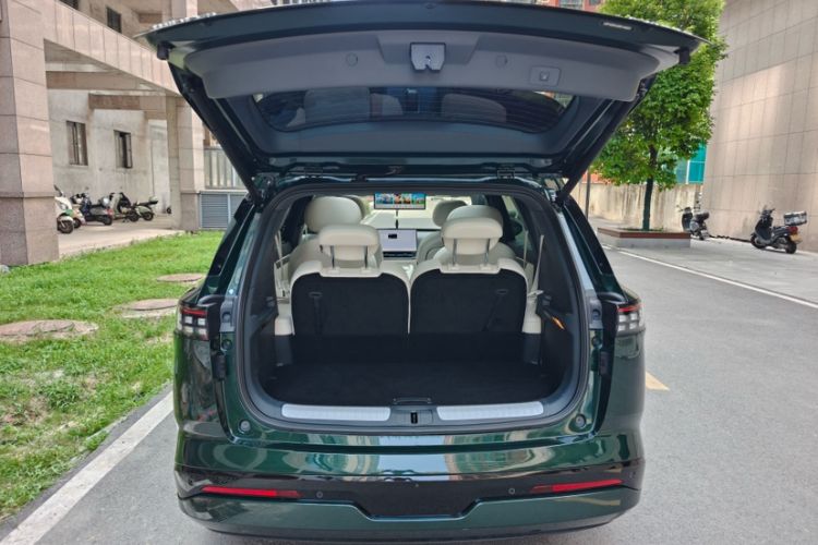 Used Dongfeng eπ eπ008 2026 Model Six-Seat Range-Extended Family Edition Trunk