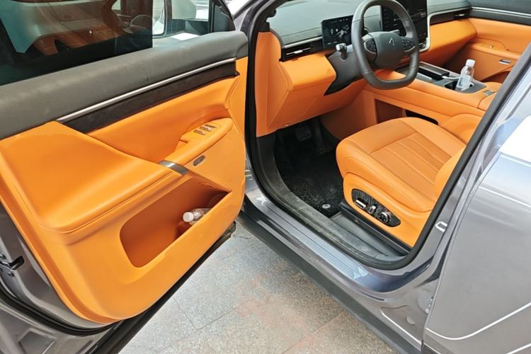 Used Dongfeng eπ eπ008 2026 Model Six-Seat Pure-Electric Family Edition Driver Seat