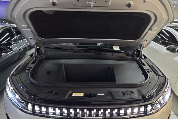 Used Dongfeng eπ eπ008 2026 Model Five-Seat Pure-Electric Ultra-Wide Edition Engine Bay