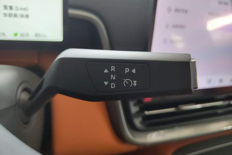 Used Dongfeng eπ eπ008 2026 Model Six-Seat Range-Extended Family Delight Edition Gear Lever