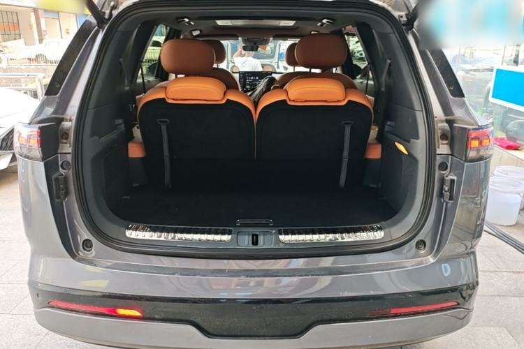 Used Dongfeng eπ eπ008 2026 Model Six-Seat Pure-Electric Family Edition Trunk