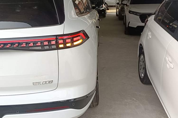 Used Dongfeng eπ eπ008 2026 Model Six-Seat Range-Extended Family Delight Edition Exterior 3