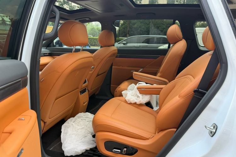 Used Dongfeng eπ eπ008 2026 Model Six-Seat Range-Extended Family Delight Edition Exterior 5