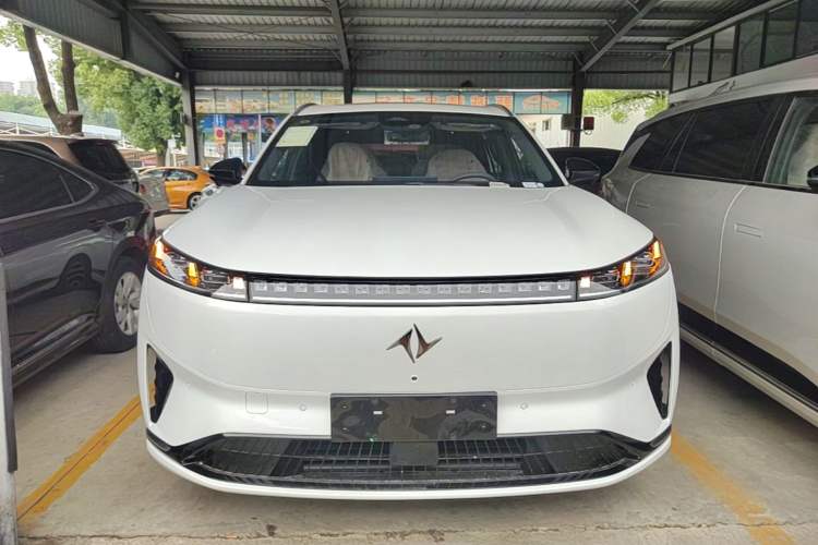 Used Dongfeng eπ eπ008 2026 Model Six-Seat Range-Extended Family Delight Edition Front