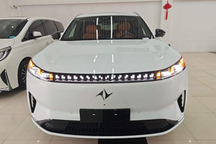 Used Dongfeng eπ eπ008 2026 Model Six-Seat Range-Extended Family Delight Edition Front