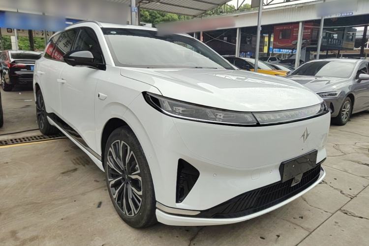 Used Dongfeng eπ eπ008 2026 Model Six-Seat Pure-Electric Family Edition Front Right 45 Deg