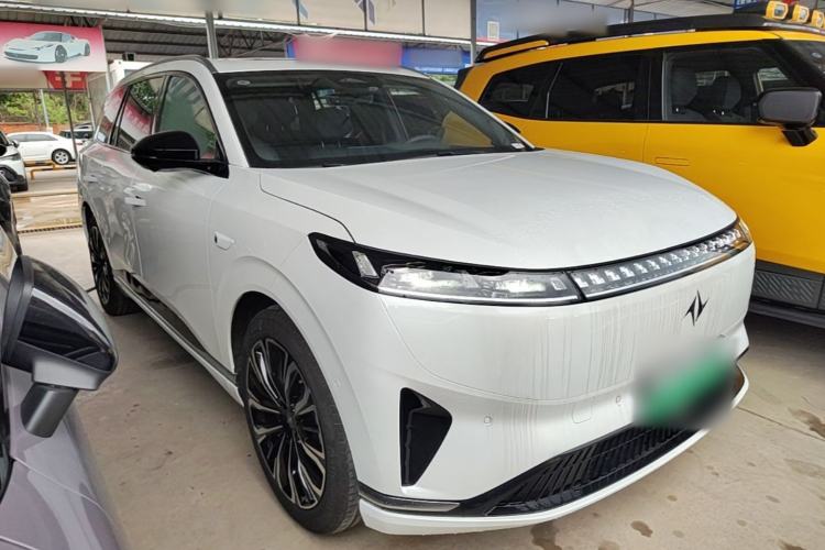 Used Dongfeng eπ eπ008 2026 Model Six-Seat Pure-Electric Family Edition Front Right 45 Deg