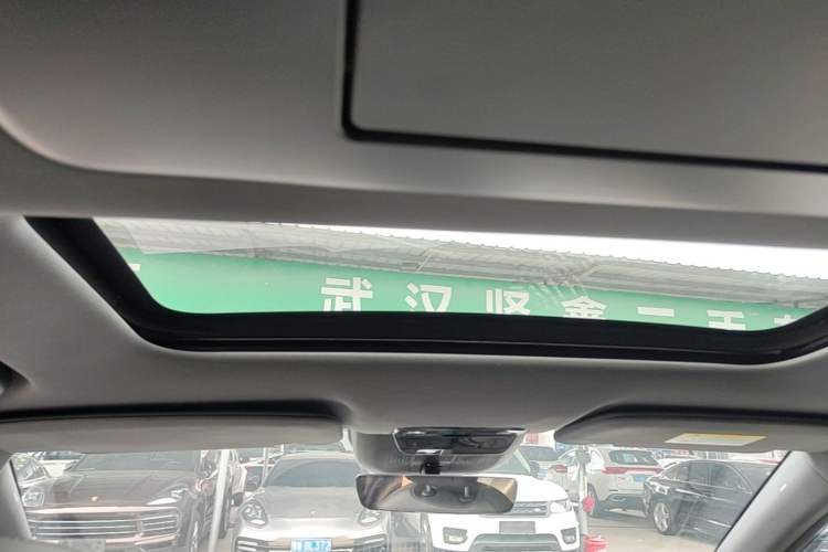 Used Dongfeng eπ eπ008 2026 Model Six-Seat Pure-Electric Family Edition Headliner