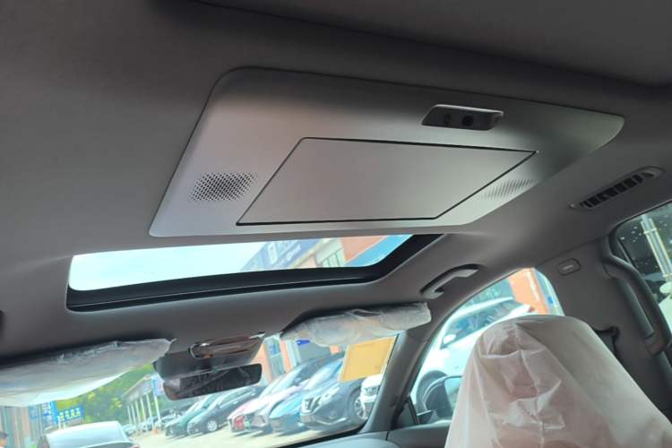Used Dongfeng eπ eπ008 2026 Model Six-Seat Range-Extended Family Delight Edition Headliner